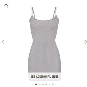 SKIMS - Fits everybody slip dress